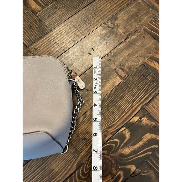 Michael Kors Small Cindy Dome Grey Crossbody Purse Neutral Classy Preppy Stains - Picture 5 of 15